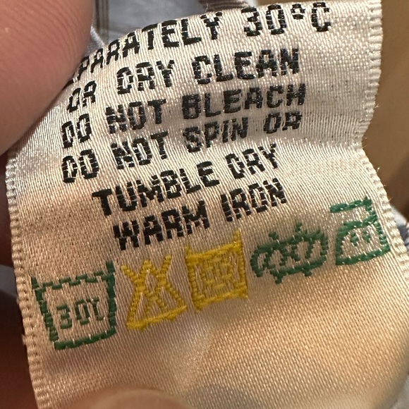 Bugatchi Uomo long sleeve shirt with window pane and birds-eye trim cuff /collar - Picture 12 of 12